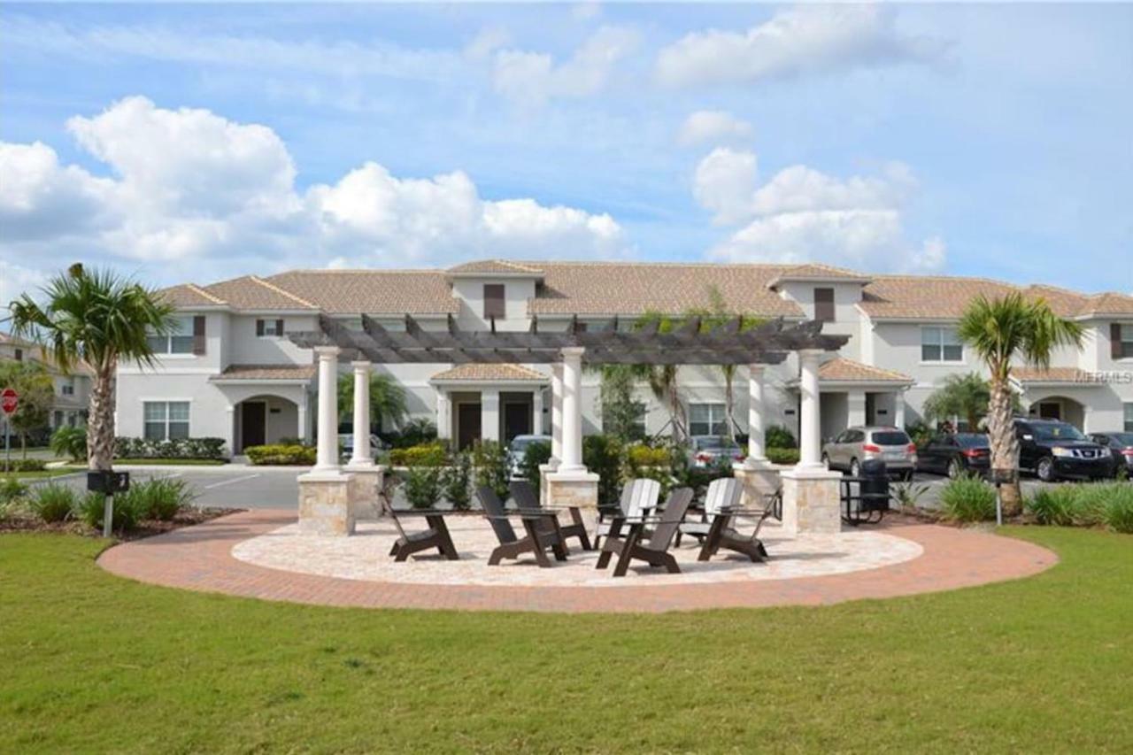 C - New 4 Bedroom Home - 5 Miles To Disney - Free Water Park - Private Pool Kissimmee Bagian luar foto